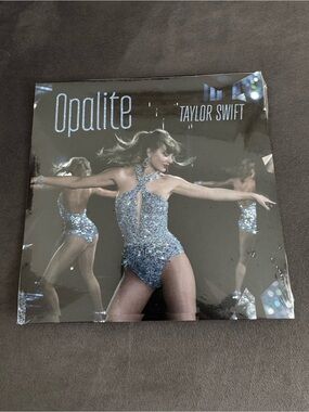 Sealed - Opalite 7in Vinyl - Taylor Swift